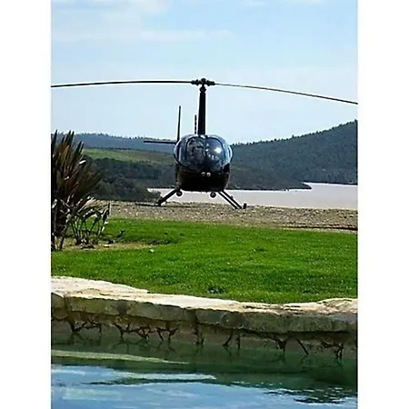 Villa Sleeps 8 Pool Air Con Wifi *